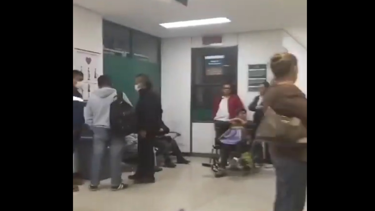 ¡Indignante! VIDEO Pacientes en estado crítico son ignorados en urgencias del IMSS La Margarita