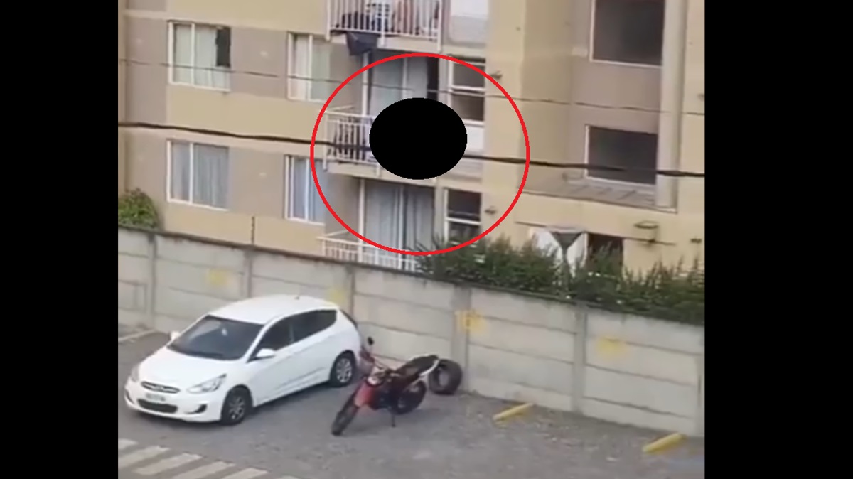 Tragedia; Mujer encuentra a su hermana en descomposición al subir al balcón