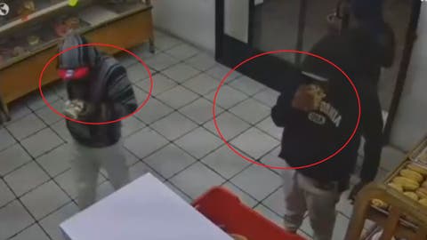 Captan asalto en panadería de Santo Tomás Chautla; ladrones fingieron comprar pan y amagaron a la empleada