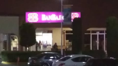 Violento asalto en Plaza Tolín: Roban medio millón a cuentahabiente de BanBajío