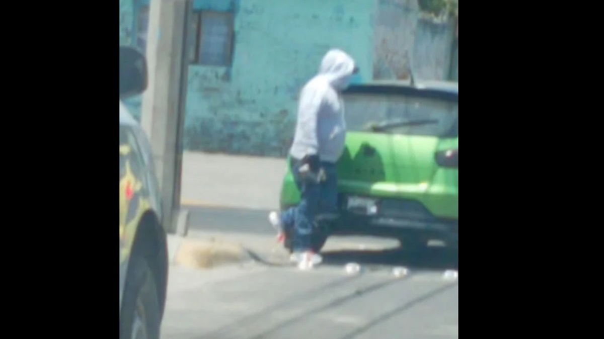 ¡Bienvenido a Puebla! Asaltan a cuentahabiente de California tras retirar 300 mil pesos en La Juárez; venía a comprar casa