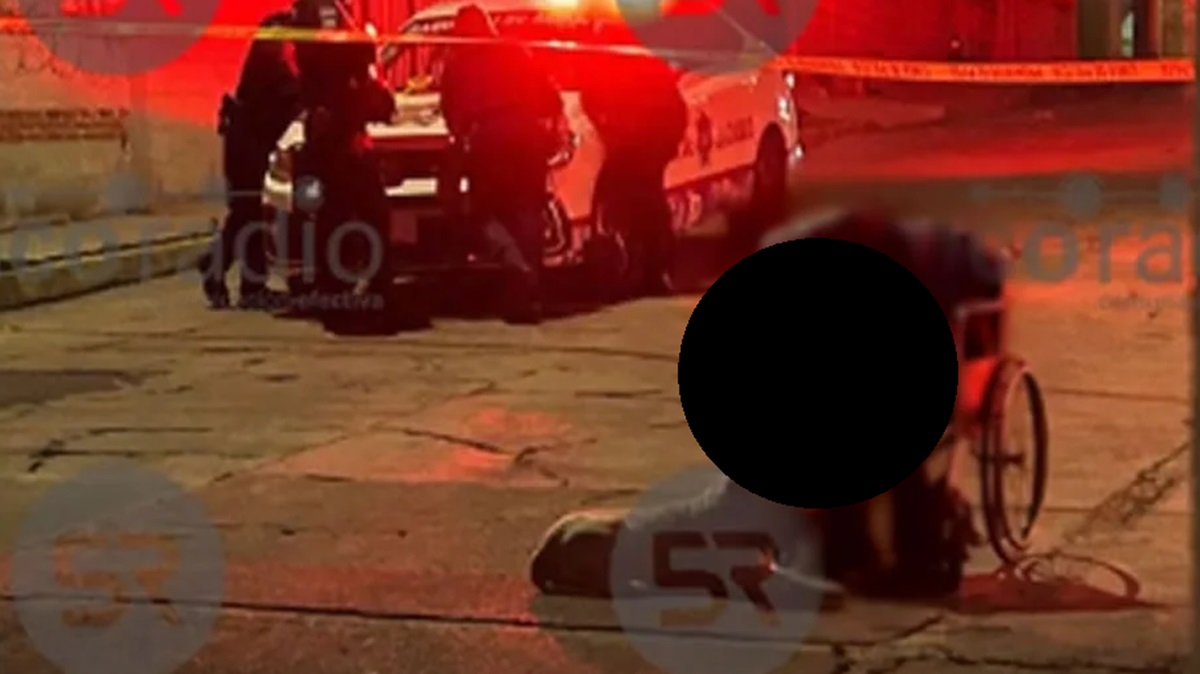 Tragedia en Puebla: Abuelito muere en su silla de ruedas… su perrito fiel lo acompañó hasta el último respiro