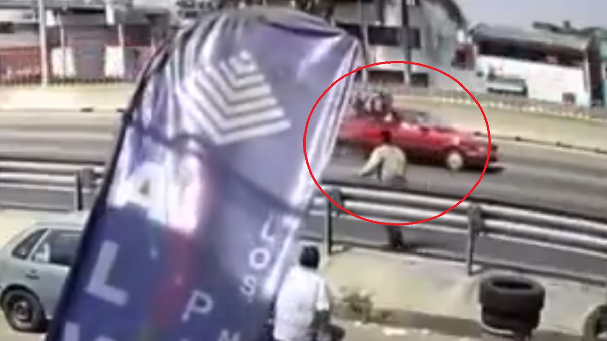 ¡Fuerte VIDEO! Repartidor de DIDI choca brutalmente contra un vehículo detenido en plena autopista