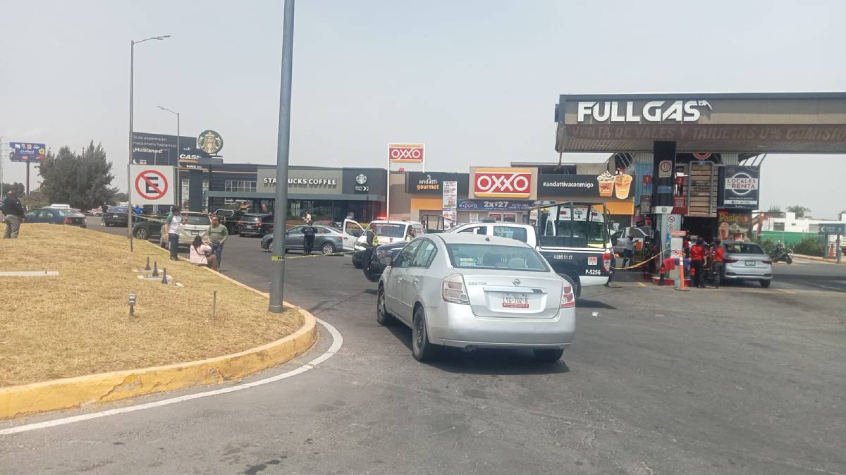 Tragedia en Puebla: Hombre sufre infarto y pierde la vida dentro de su vehículo en plena gasolinera