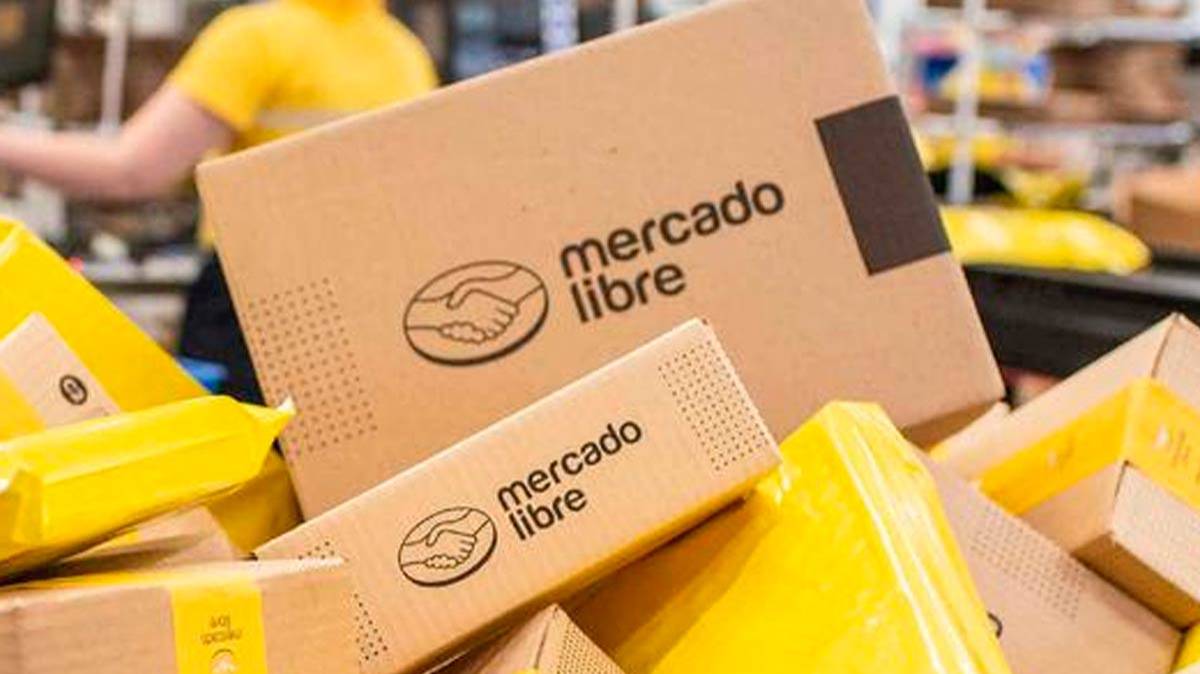 Caos logístico en Puebla: Paro de operadores colapsa Mercado Libre y afecta miles de entregas