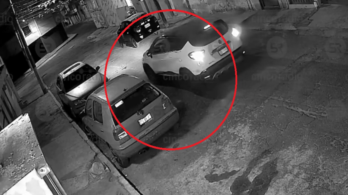 Noche de terror en Puebla: balaceras simultáneas sacuden la ciudad, camioneta tira balazos en la colonia Cuauhtémoc