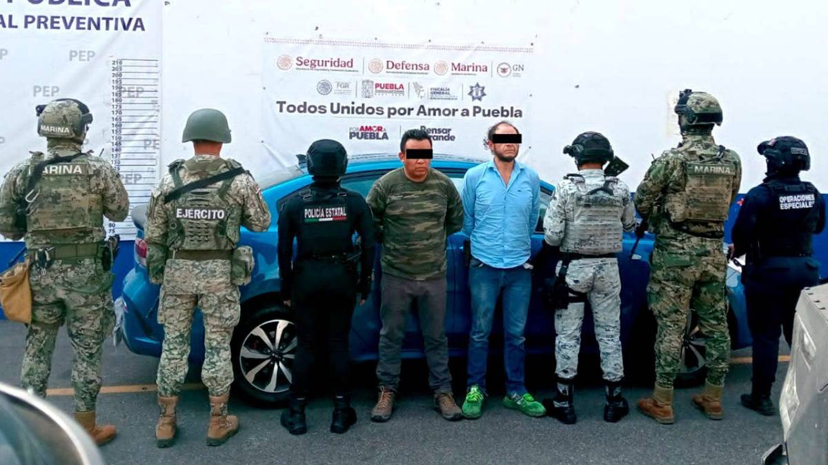 ¡Caen dos presuntos asaltantes de transportistas en la México-Puebla! Cuatro cómplices lograron escapar