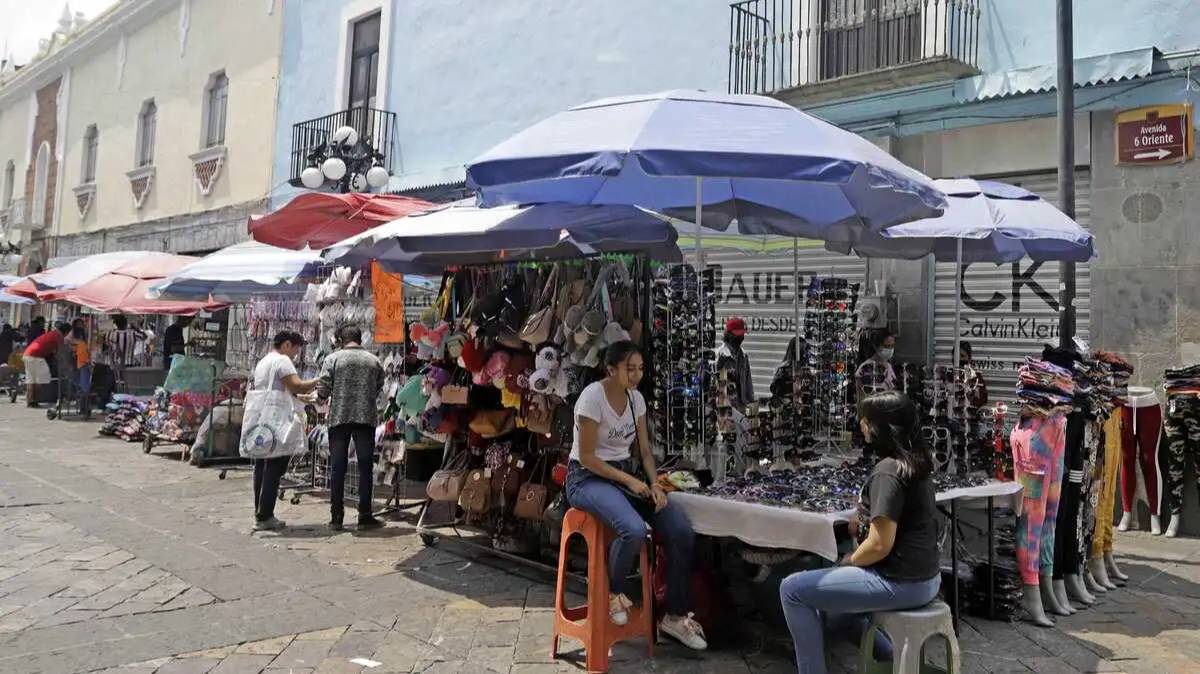 Operativo sorpresa en el Centro Histórico de Puebla: calles despejadas y vigilancia reforzada