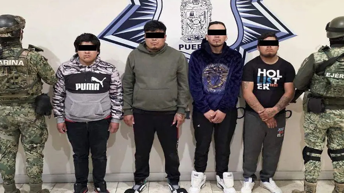 Caen en Puebla integrantes de banda de Moyotzingo; vendían autos en redes para asaltar a sus víctimas