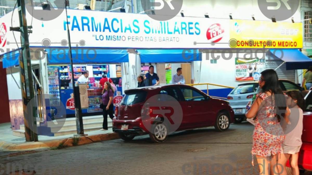Hombre pierde la vida en farmacia de Puebla