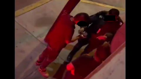 VIDEO: Policías de la SSC reciben mordida de menores ebrios en moto en Villa Verde