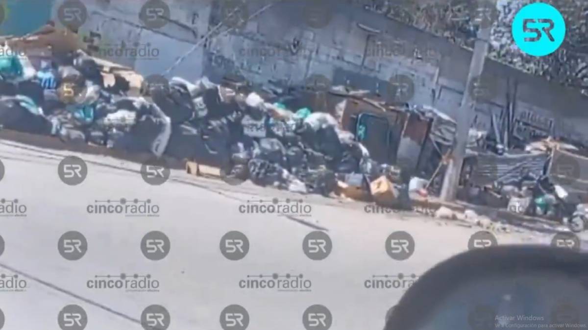 Basura Desborda las Calles de Puebla: Vecinos de Guadalupe El Conde Exigen Solución Urgente