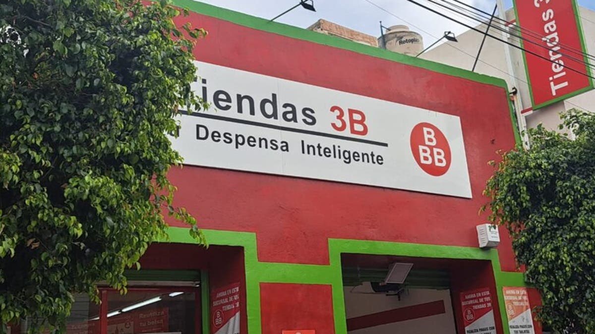 Encañonan a empleados y roban $3 mil pesos en tienda 3B de Guadalupe Hidalgo