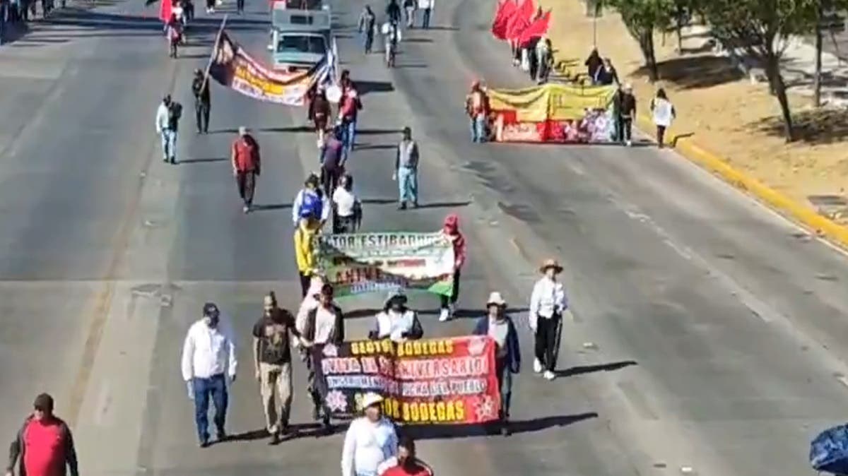 La 28 de Octubre amenaza con tomar calles si no los dejan trabajar en la Feria de Puebla 2025