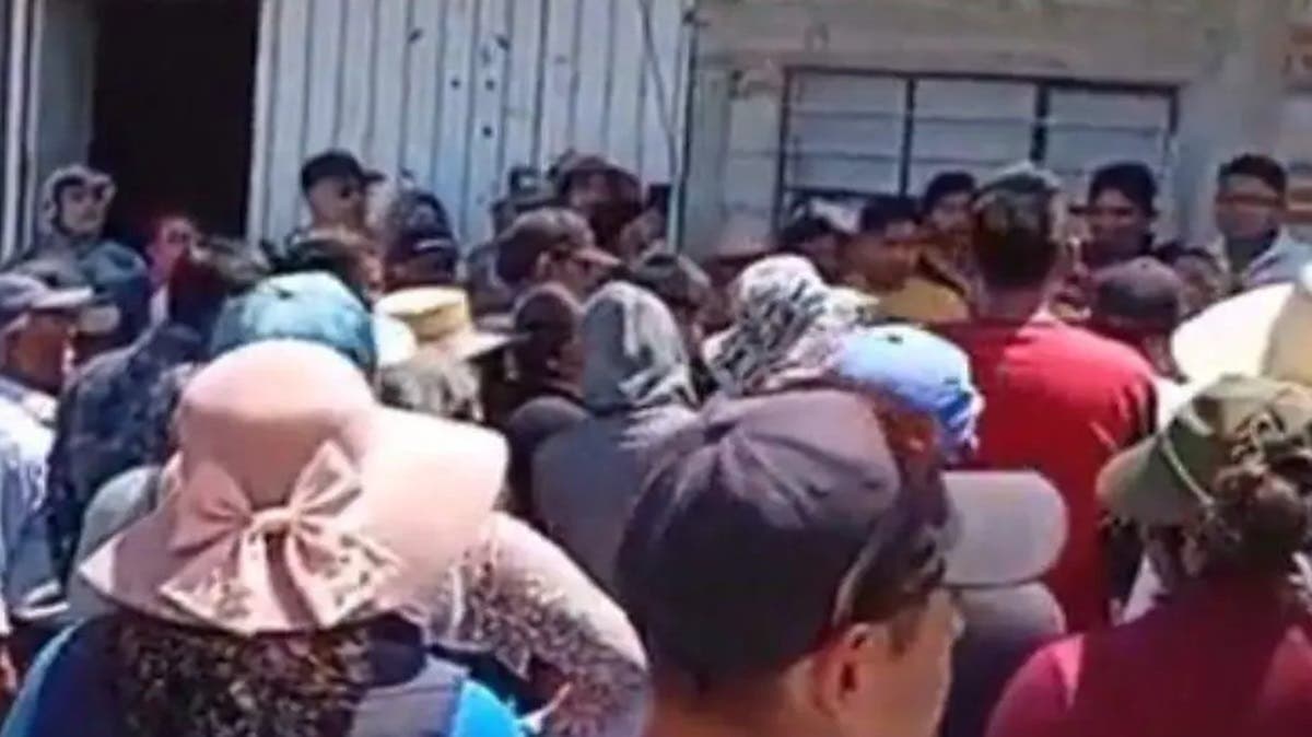 Por vender terreno sin papeles, casi los linchan en Juan C. Bonilla; gobierno interviene