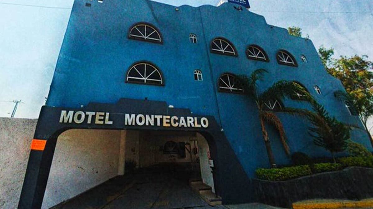 Misterio en el Montecarlo: mujer se lanza del tercer piso de motel en Puebla; su estado es grave