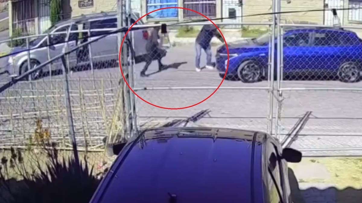 VIDEO: Familia esquiva a comando armado y frustra asalto en Momoxpan, Puebla; así escaparon a plena luz del día