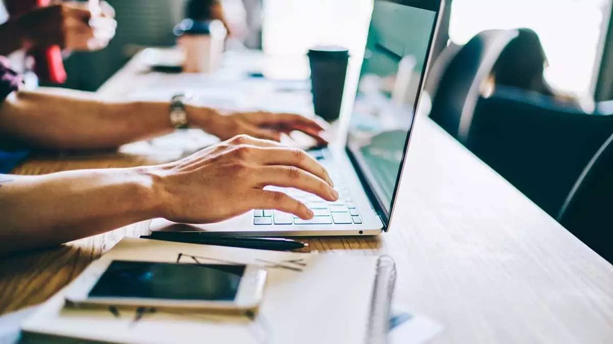 Ofertas de empleo falsas: Cae red digital que operaba en Puebla y atrapaba a víctimas por redes sociales