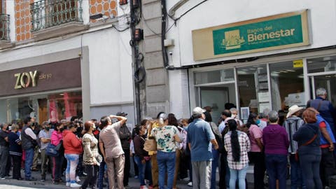 ¿Recibes la Beca Rita Cetina? Este abril podrías quedarte sin pago unos días