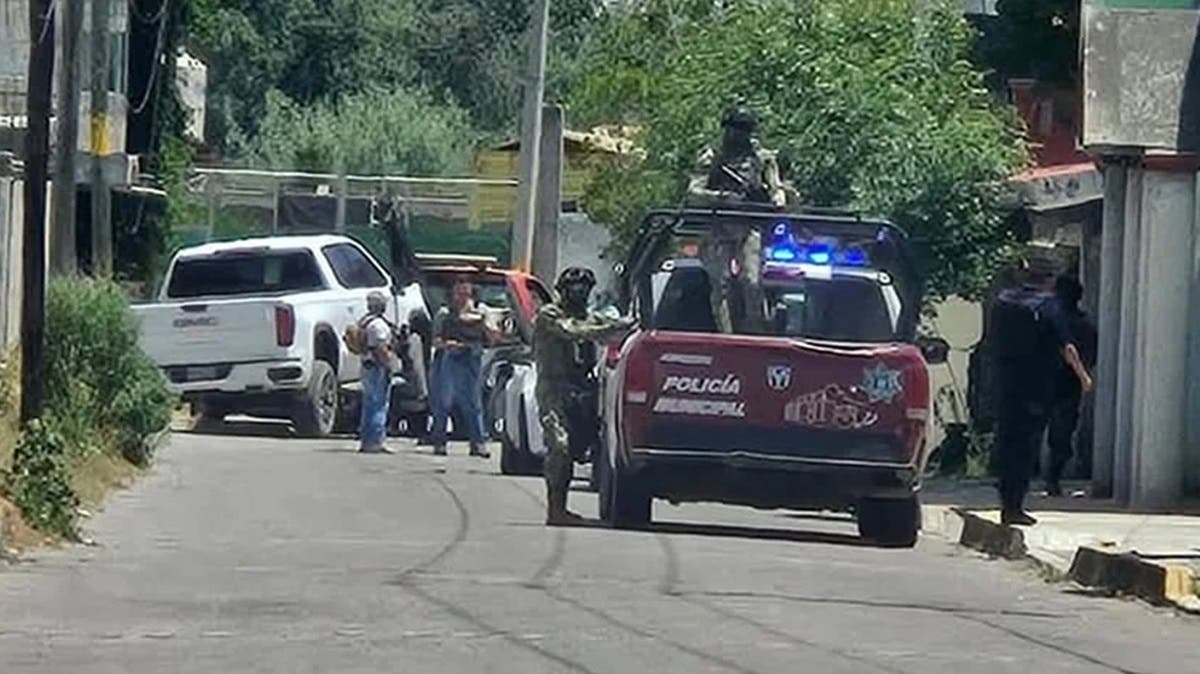 Persecución mortal en Acajete: delincuentes chocan al huir y uno muere en el lugar