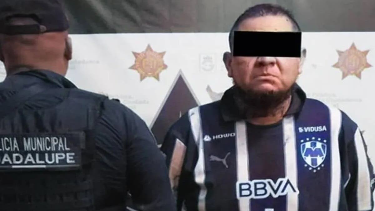¡Devuélvanme a mis hijos!”: Detienen a El Millonario por irrumpir cantando rap en una casa ajena