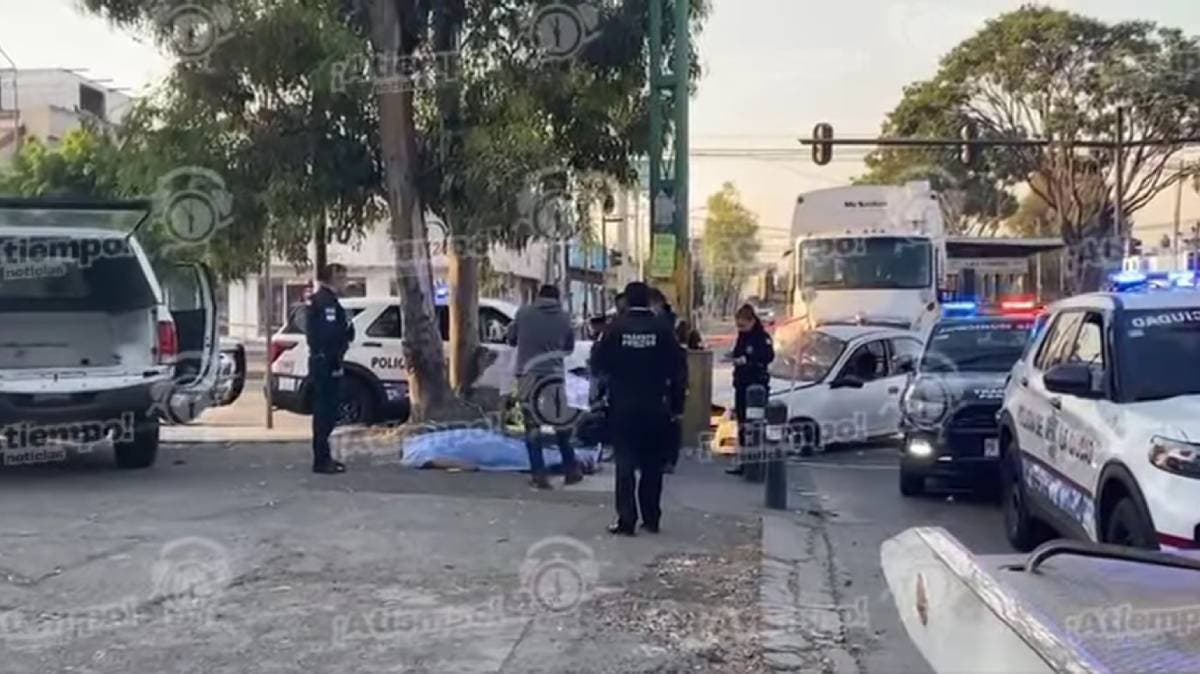 Tragedia en Las Torres: conductor muere prensado tras ignorar semáforo y chocar contra camión de basura en Puebla
