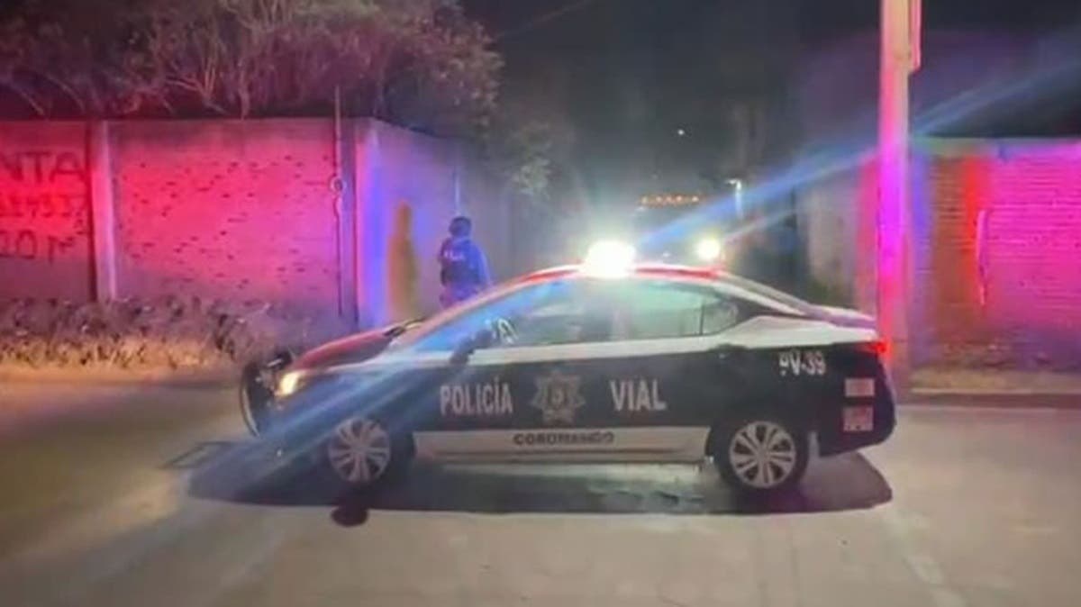 Choca y huye: persecución policíaca en Cuautlancingo termina con sujeto detenido en privada