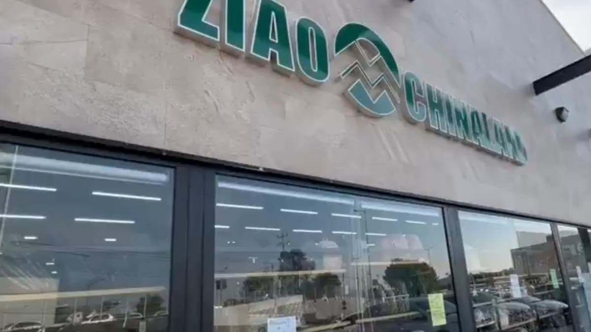 Cierran o rematan: tiendas asiáticas en Puebla bajan cortinas ante operativos