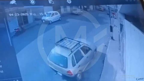 Tragedia en Xochimehuacan: Familia es arrollada y la menor está grave — El hospital no tiene cómo salvarla y el responsable huyó