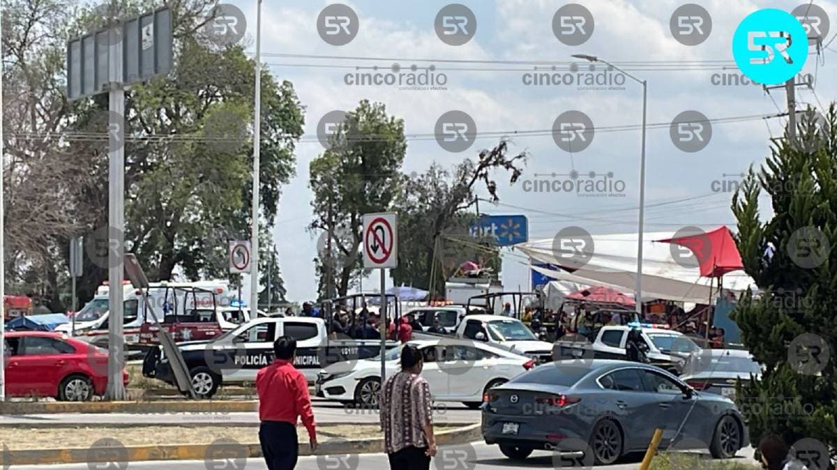 Ataque fulminante en San Martín Texmelucan: ráfaga mortal apaga la vida de un hombre en el tianguis de autos