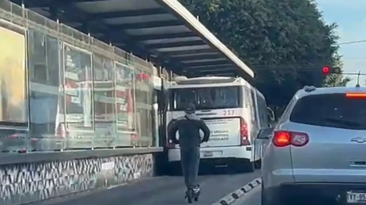 Scooters y bicis eléctricas en Puebla tendrían que portar placas para evitar delitos, propone diputado