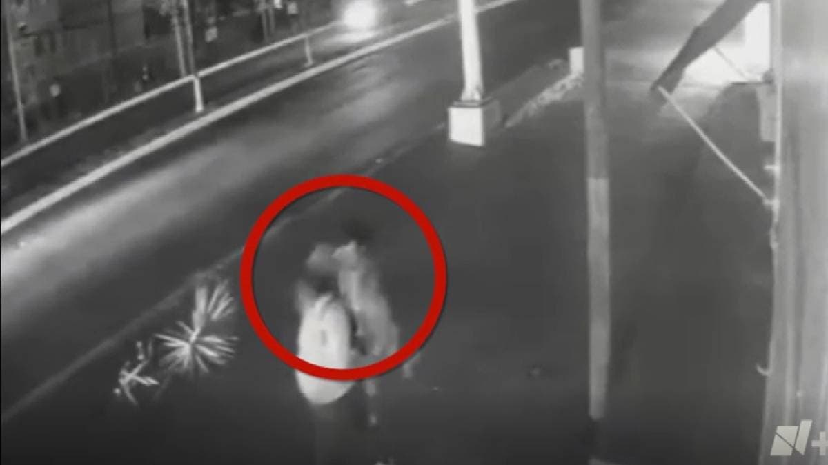 Ataque cobarde en Tehuacán: mujer es agredida con una piedra por la espalda mientras caminaba por la calle