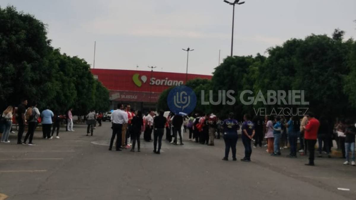 Tensión en Soriana CAPU: Amenaza de bomba desata caos y fuerte operativo policial en Puebla