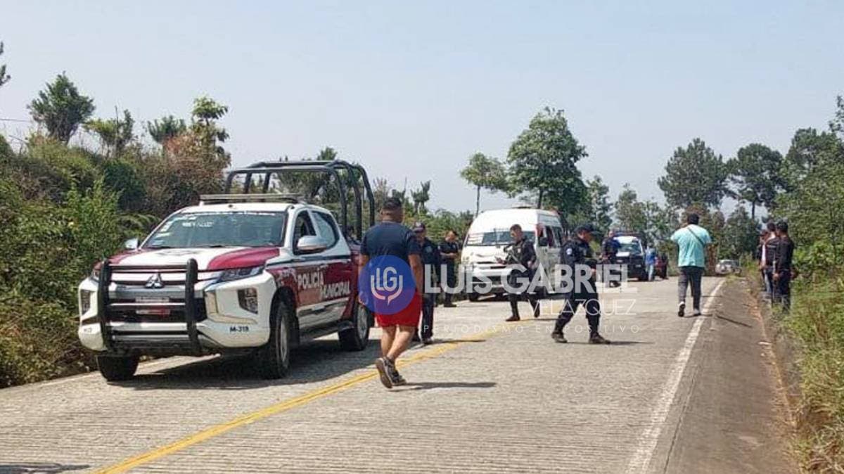 Terror sobre ruedas en Puebla: pasajeros golpeados tras asalto armado en ruta Huauchinango–Chiconcuautla