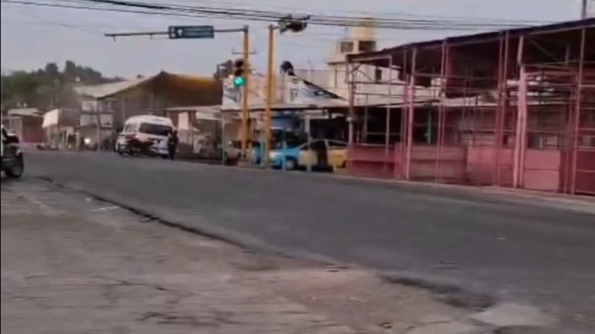 Terror en Texmelucan: intensa balacera deja un policía herido; vecinos captan todo en video