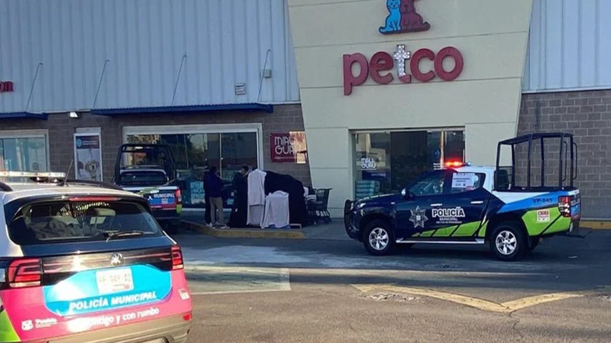 ¡Violento asalto en Petco! Se llevan más de 7 mil pesos a punta de pistola en Circuito Juan Pablo II