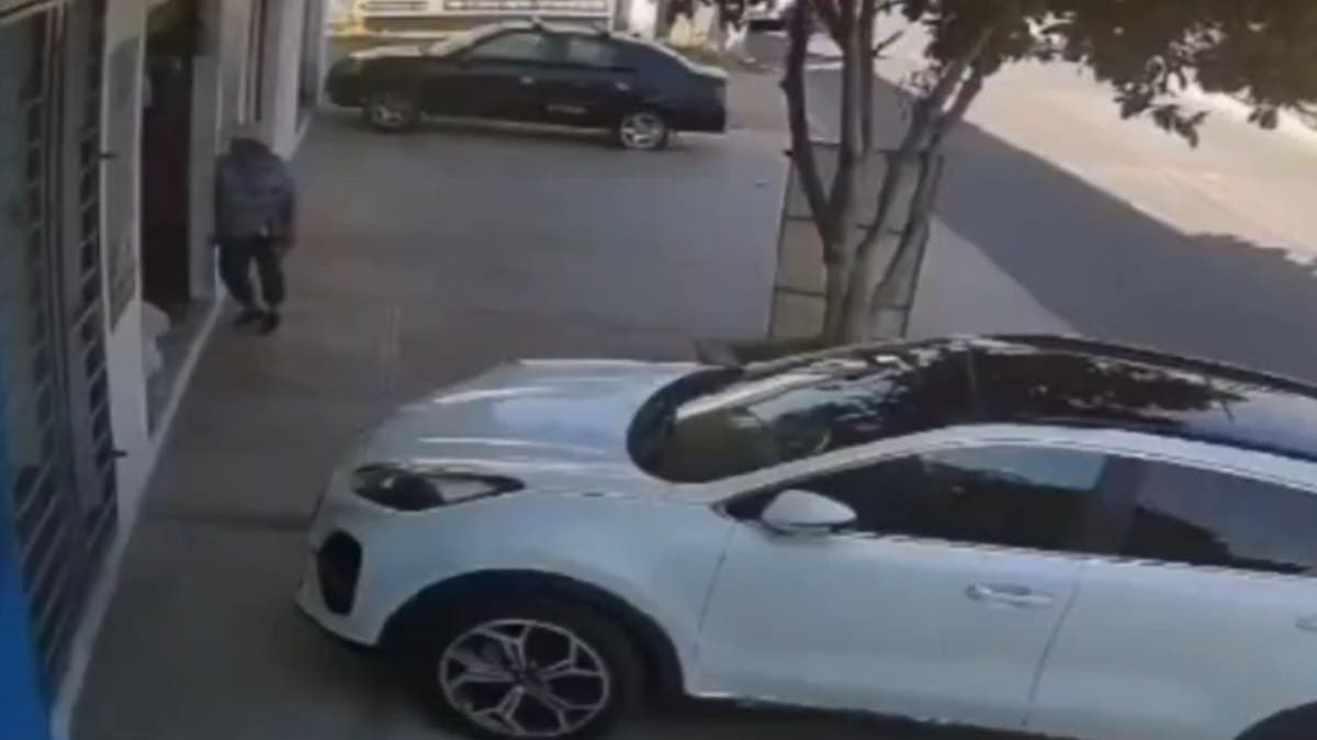 “¡Cierran la cortina y huyen!”: Asalto relámpago en tienda de Cuautlancingo