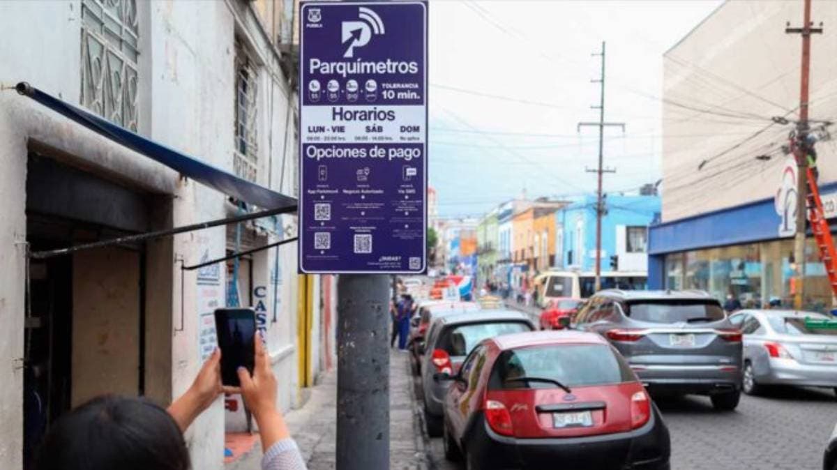 El Truco del Parquímetro: 90% de Conductores en Puebla Usan Solo las 3 Horas Gratis