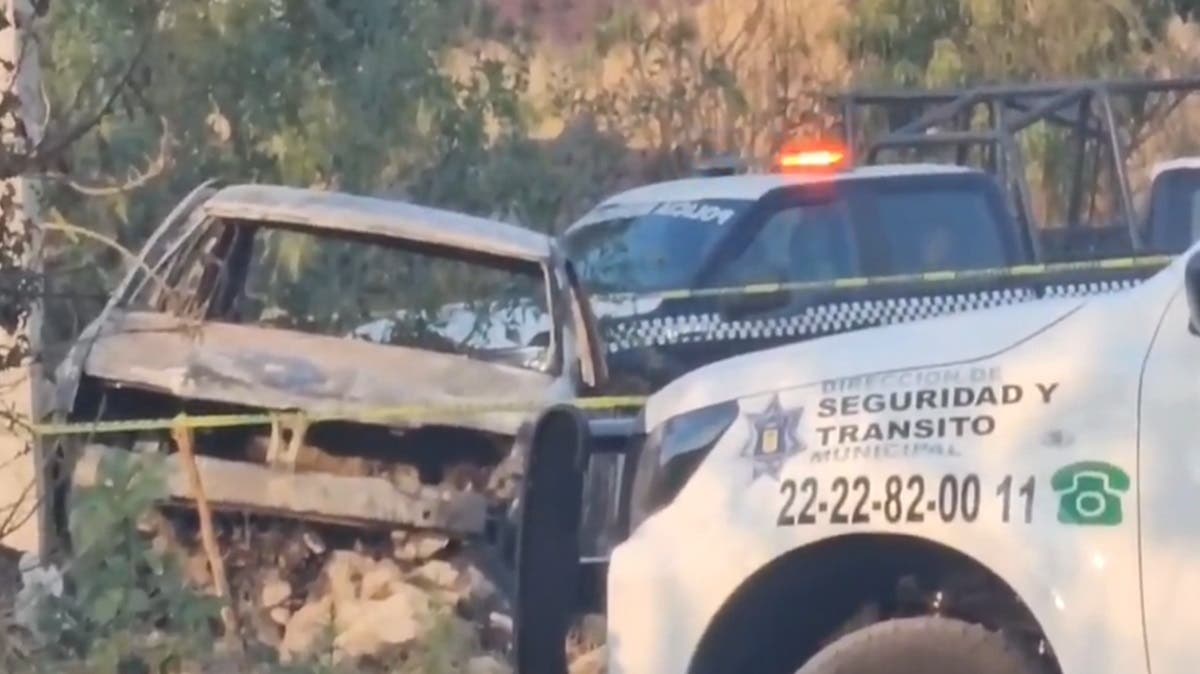 Viernes de Tragedia: Hombre muere calcinado dentro de auto en llamas en San Pablo del Monte