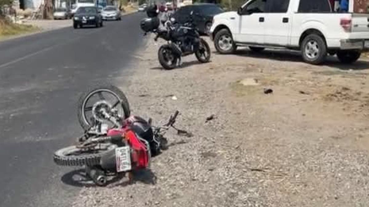 Esteban, estudiante de enfermería, muere atropellado en su moto en Izúcar; conductor huyó