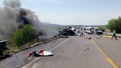 Dolor en el Día del Maestro: mueren nueve docentes en trágico accidente en la autopista Cuacnopalan-Oaxaca