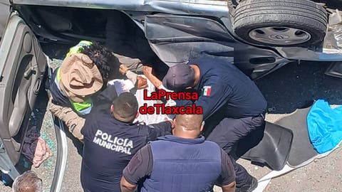 Tragedia en Xaltocan: auto cae de puente y deja heridos graves; entre ellos, una mujer embarazada
