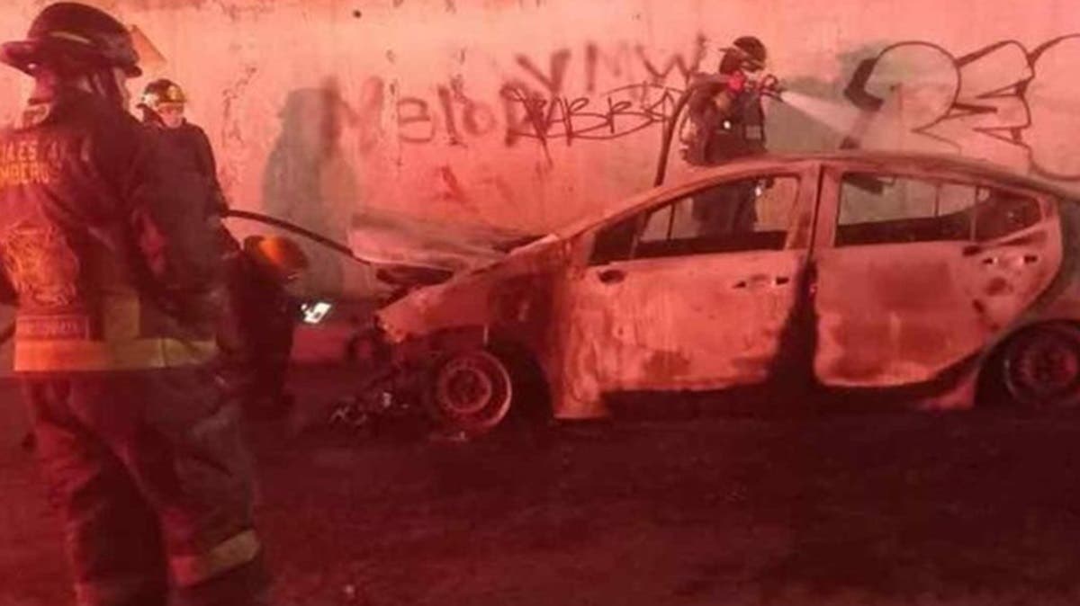 Cuerpo calcinado en Periférico Ecológico podría ser el de Roberto, desaparecido en Puebla