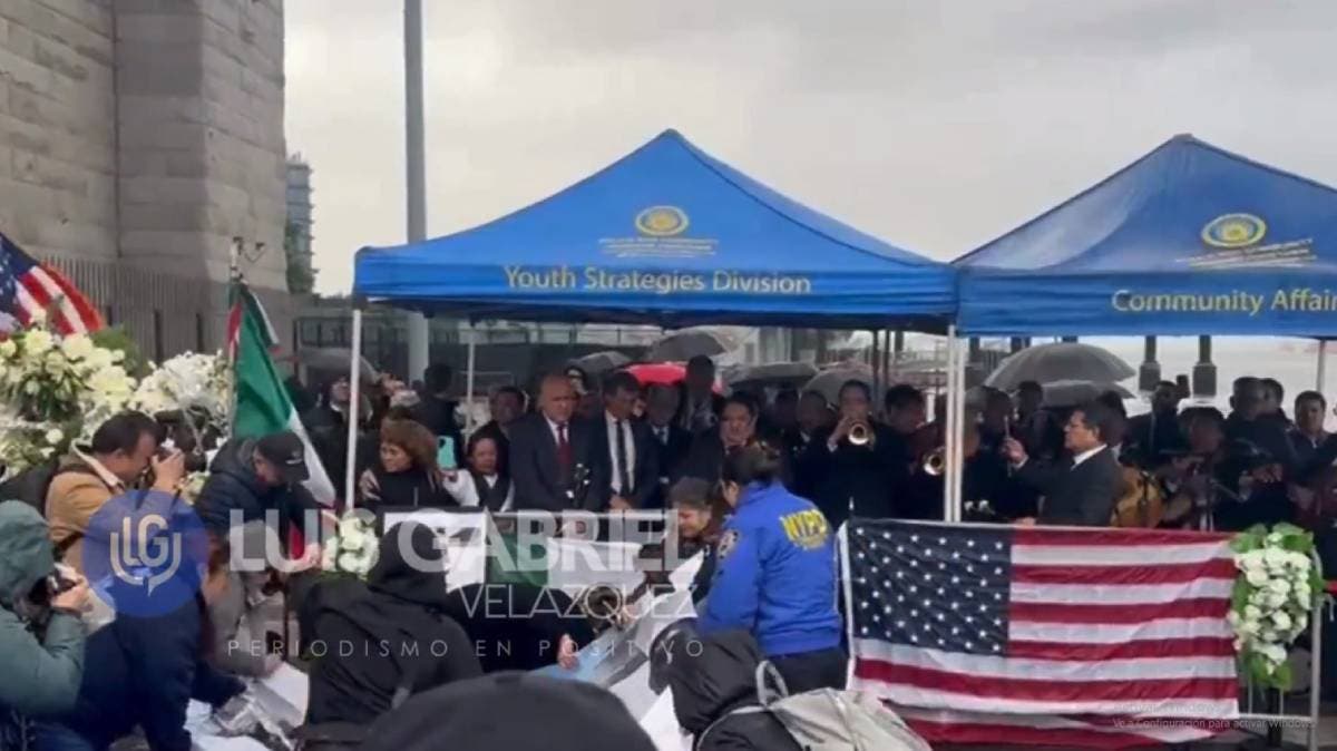 Tragedia en Altamar: Mexicanos Claman Justicia en el Puente de Brooklyn tras Mortal Choque del Buque Cuauhtémoc