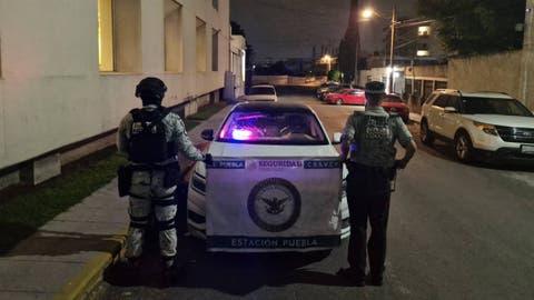 Impactante Operativo en Amozoc: Falsa Patrulla Usada para Asaltos en la Autopista Puebla-Orizaba, Caen Delincuentes y Recuperan Arma