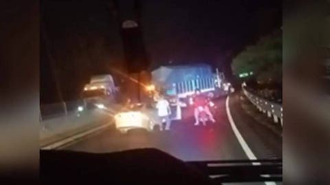 Violento Asalto a Camión con Mangos en la Puebla-Orizaba: Queda Grabado en Video el Robo en Cumbres de Maltrata