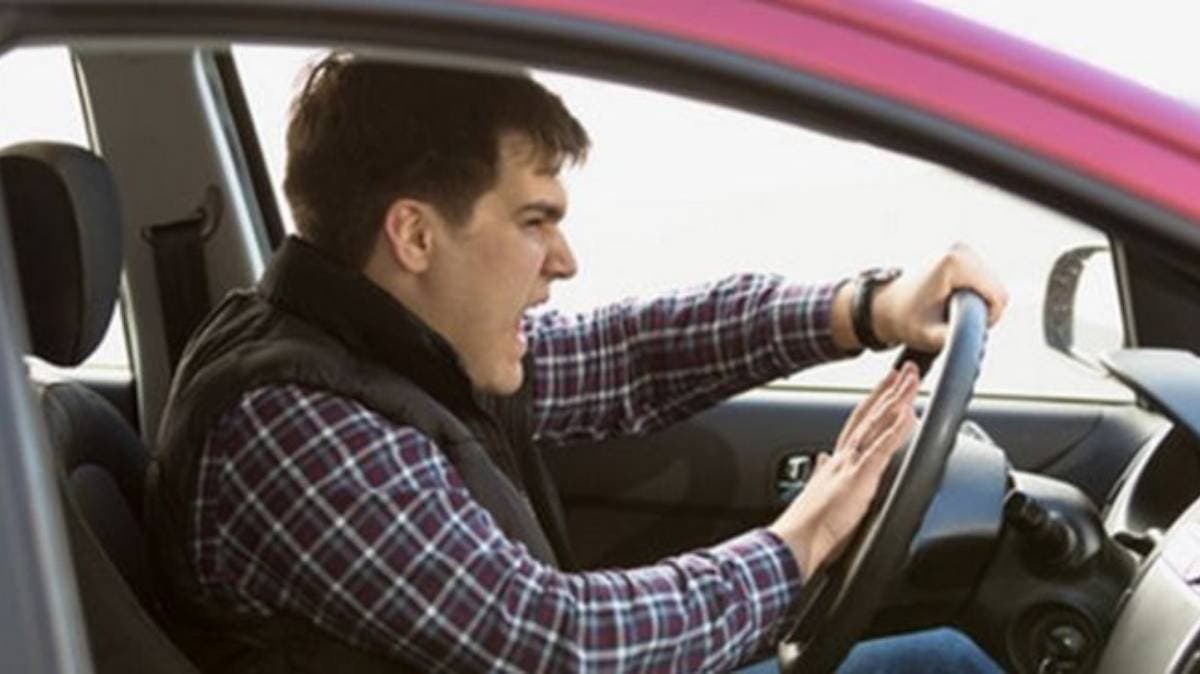Disparo en plena calle: hombre herido en la colonia Jorge Murad Macluf tras altercado vial