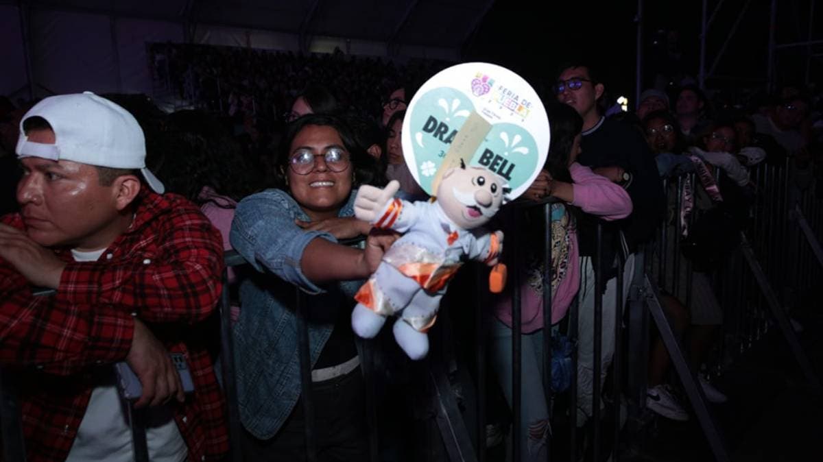 Feria de Puebla 2025 rompe récords: extienden horarios por alta afluencia y miles acuden de madrugada