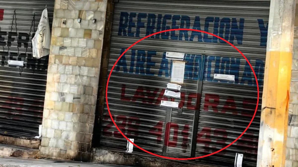 Clausuran negocio de familia que golpeó a Misael en Tehuacán; agresores siguen prófugos