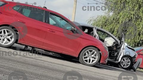 Caos en Periférico Ecológico: fuerte accidente deja heridos cerca de Misiones de San Francisco